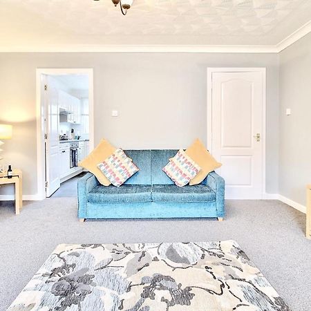 Railroad Apartment Wishaw  Εξωτερικό φωτογραφία